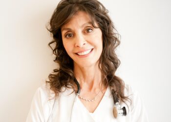 Dr. Diana Joy Ostroff on the Mind-Body Connection: How Emotional Health Impacts Physical Healing