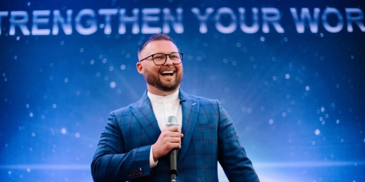 Eric McNeil and His Rise in Finance