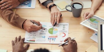5 Best LLM SEO Services for Getting Recommended by AI